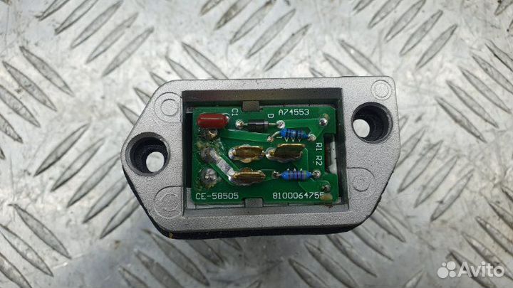 Реостат печки Kia Sportage 2 2.0 дизель 2010