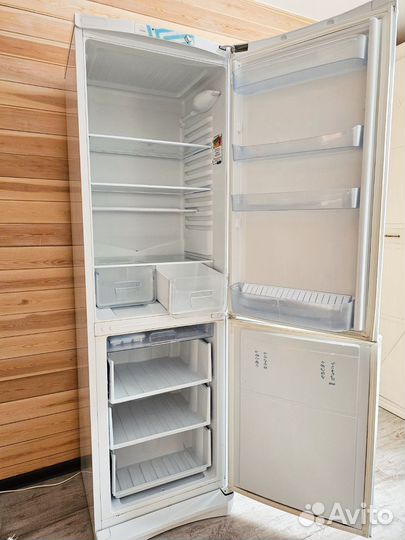 Холодильник