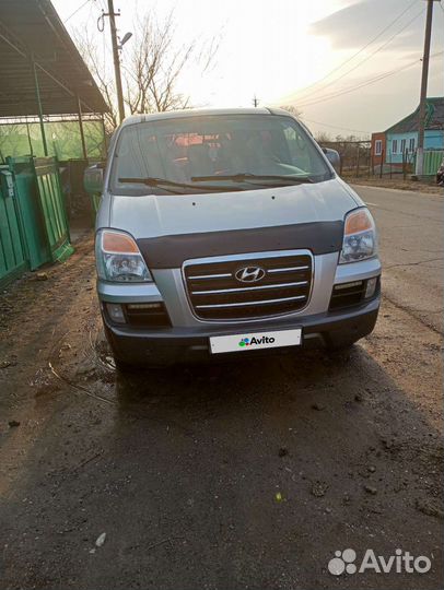 Hyundai Starex 2.5 AT, 2004, 331 000 км