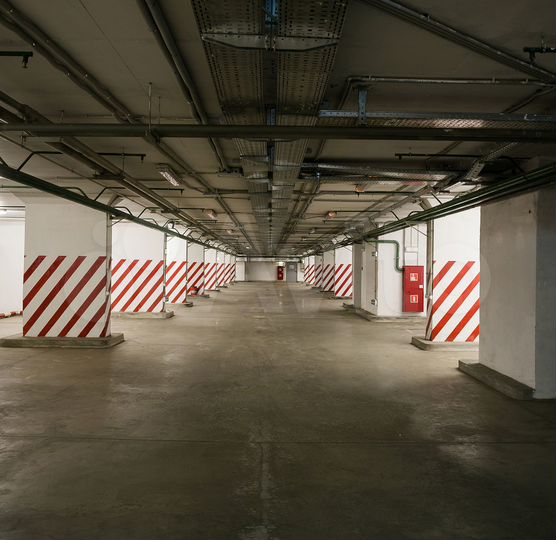 Машиноместо, 16 м²