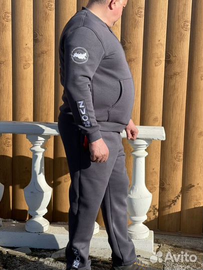 Костюм мужской с вышивкой (серый)