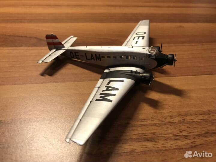 2 Модели самолетов Herpa