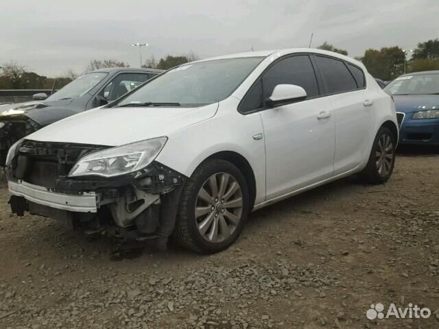 Разбор на запчасти Opel Astra J