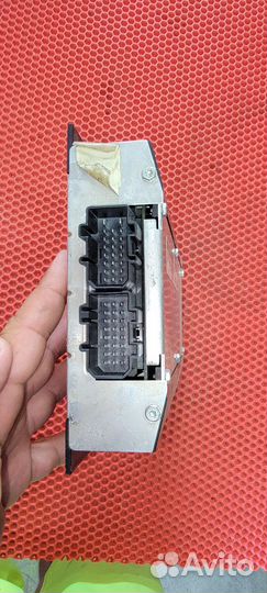 Музыкальный усилитель фольксваген фаэтон