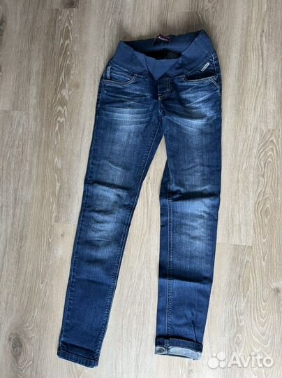 Джинсы платье и футболка для беременной