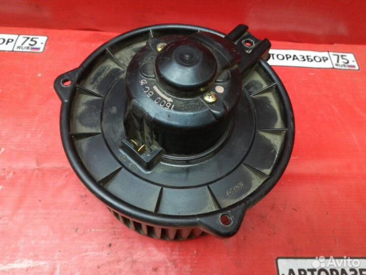 Мотор печки Toyota Ipsum ACM21W 2azfe 2001