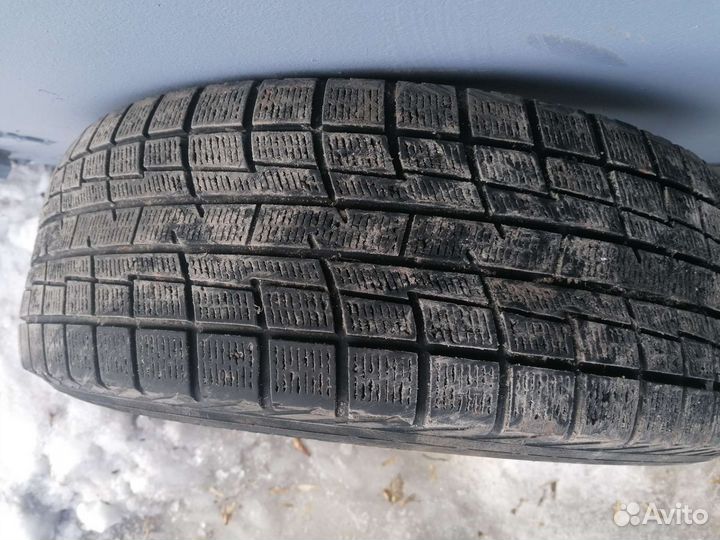Yokohama Ice Guard IG30 215/60 R17 Q