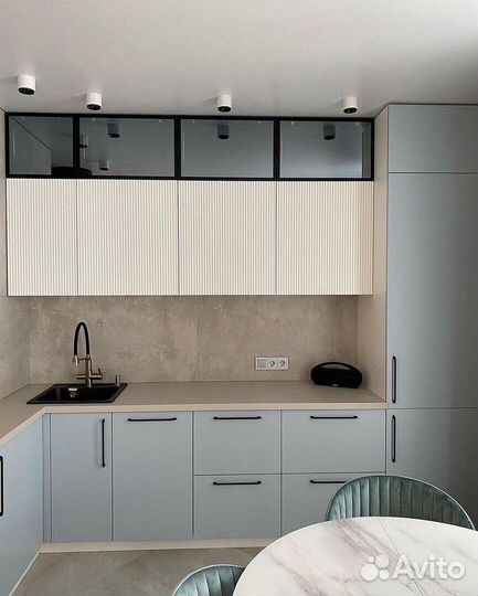 Кухонный гарнитур новый на заказ