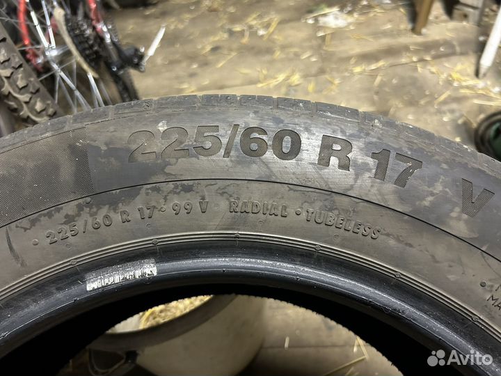 Continental ContiPremiumContact 5 225/60 R17 99V