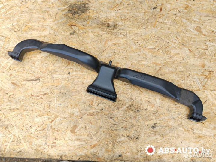 Воздуховод Mitsubishi Carisma