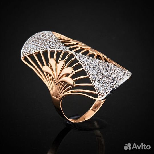 Кольцо из красного золота с фианитами и родировани
