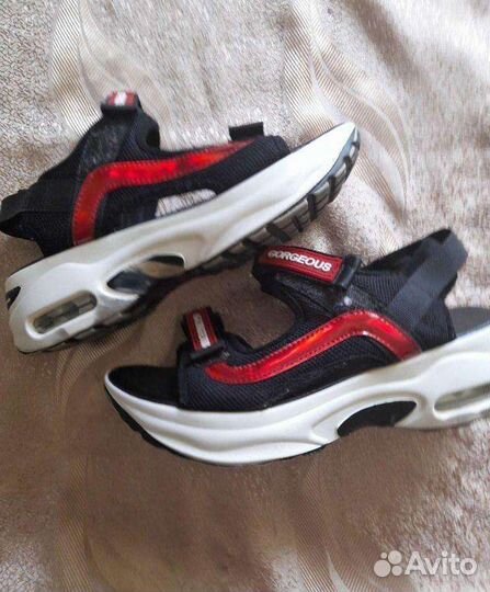 Босоножки37р