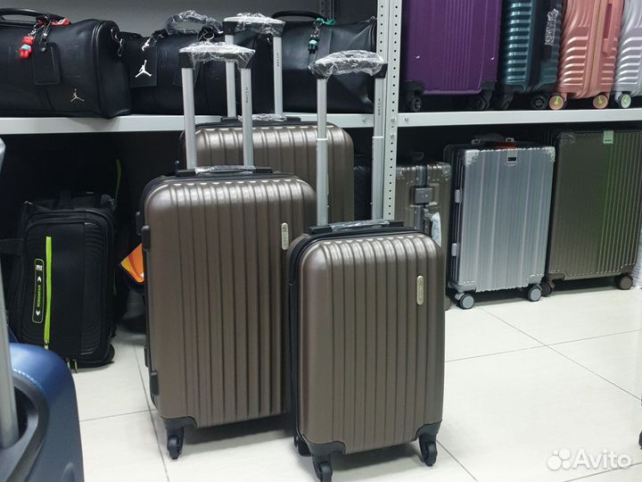 Чемодан L,case