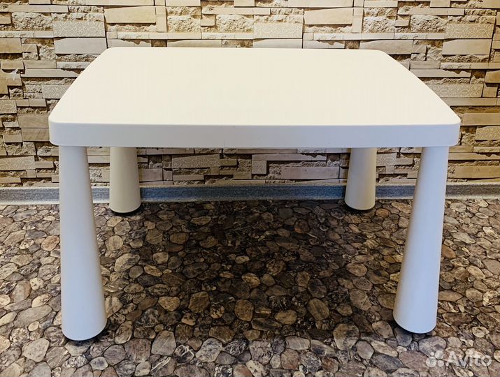 Стол и стулья IKEA маммут