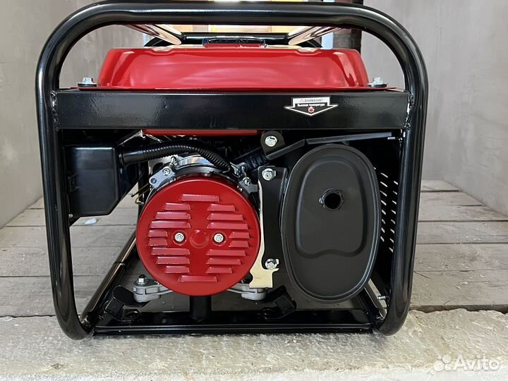 Бензиновый генератор