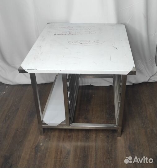 Подставка под пароконвектомат