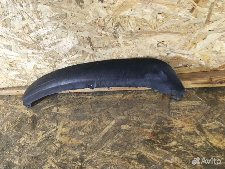 Накладка на бампер передняя правая Ford Focus 3