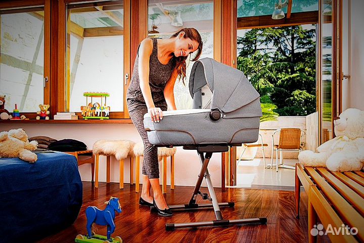 Подставка Inglesina Stand Up к люльке или автолюли