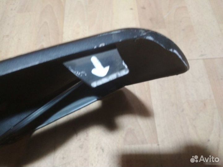 Накладка фары Mercedes Benz W463