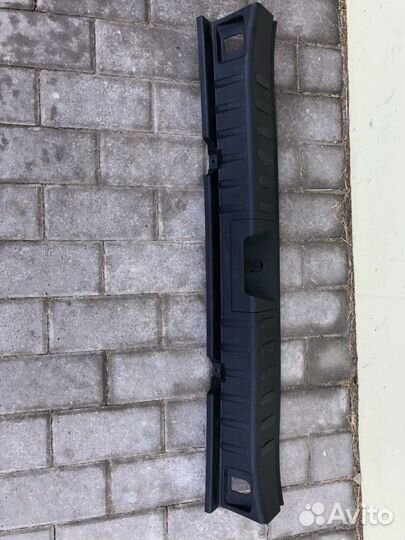 Накладка замка багажника бмв х1 е84