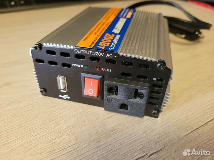 Автоинвертор neodrive 200 Вт