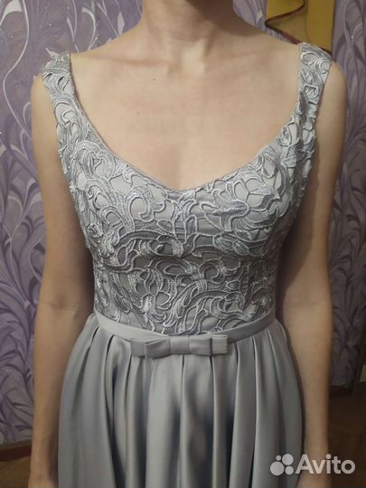Вечернее платье