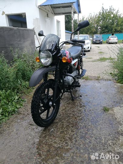 Мотоцикл bajaj boxer BM150X