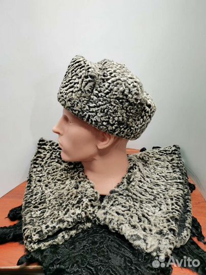 Каракулевая шапка