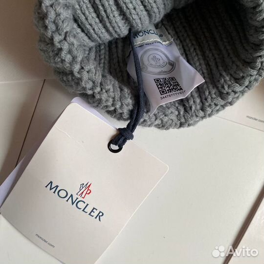 Шапка moncler