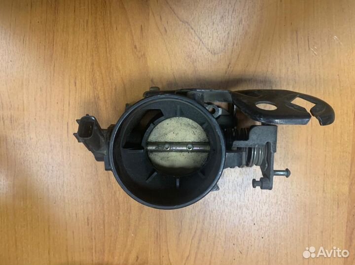 Дроссельная заслонка Ford Focus 1