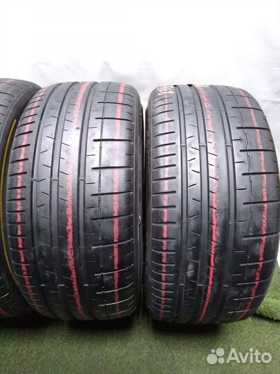 Pirelli P Zero Corsa 275/35 R20 102Y