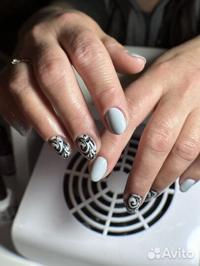 Маникюр на дому