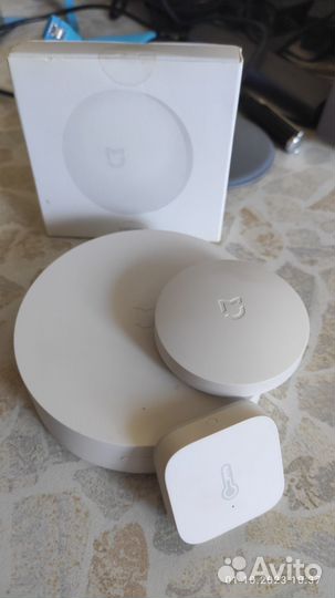 Шлюз умного дома Mi Smart Home Hub с датчиками