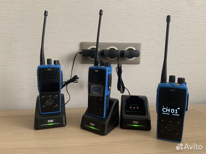 Рация Entel DT885M UHF