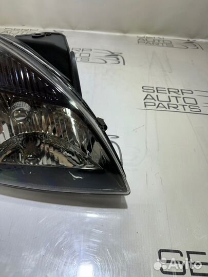 Фара правая Kia Rio 2 JB G4EE 2011