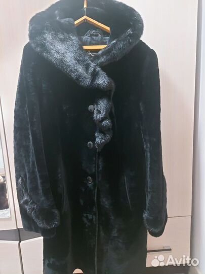 Шуба мутоновая с капюшоном 50 52