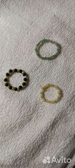 Украшения из бисера