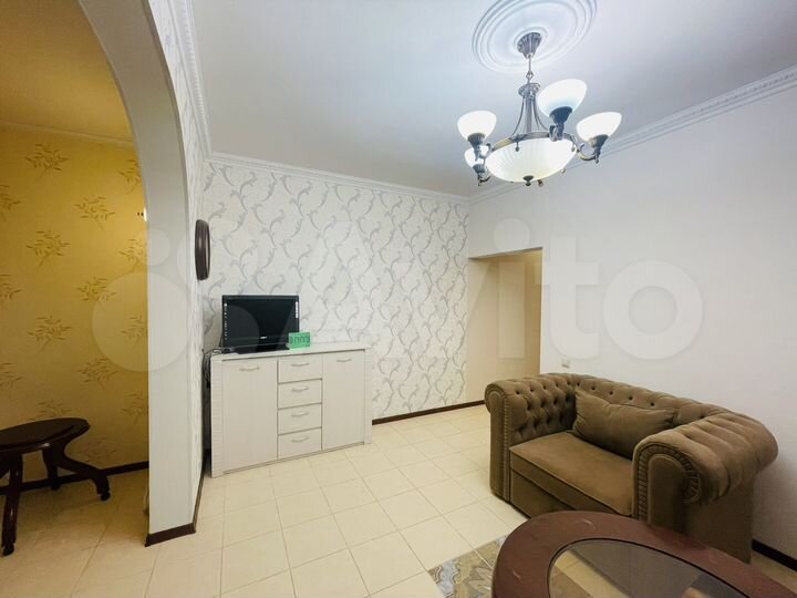 2-к. квартира, 75 м², 3/10 эт.