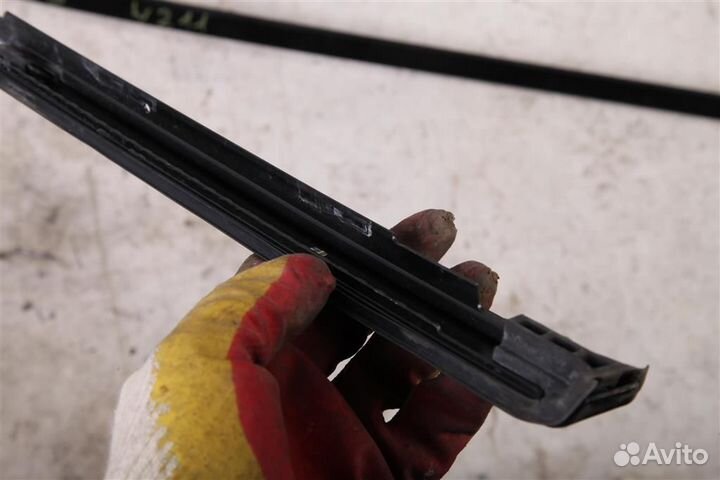 Молдинги крыши пара Mercedes-Benz W211 E-Class 20