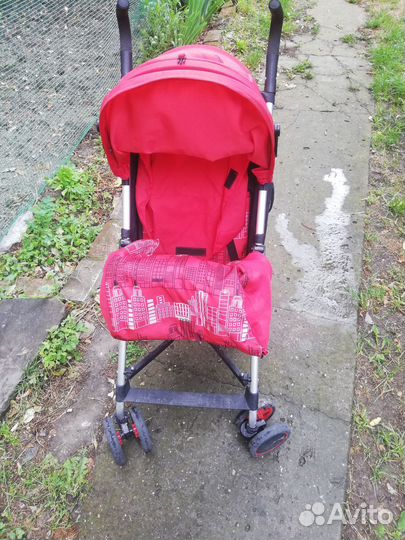 Прогулочная коляска