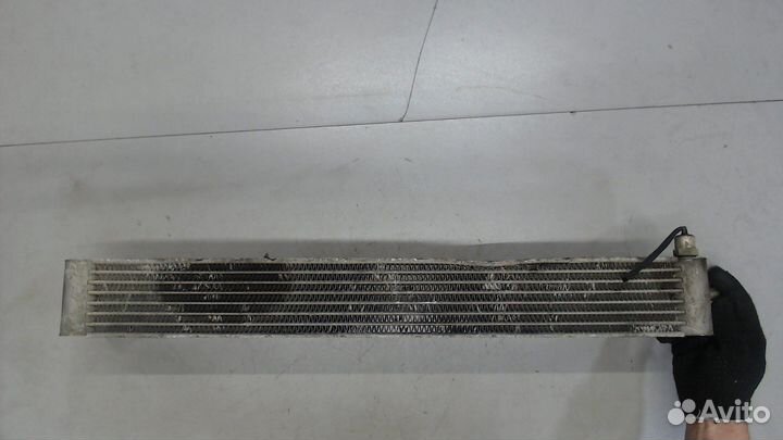 Радиатор масляный Land Rover Discovery 2, 2001