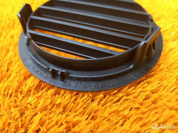 Дефлектор воздушный передний правый Volkswagen