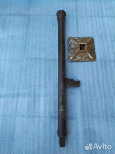 Домкрат винтовой