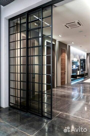 Раздвижная перегородка с матовым стеклом