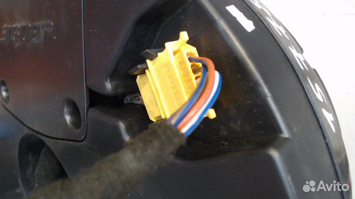 Сабвуфер Audi Q7, 2010