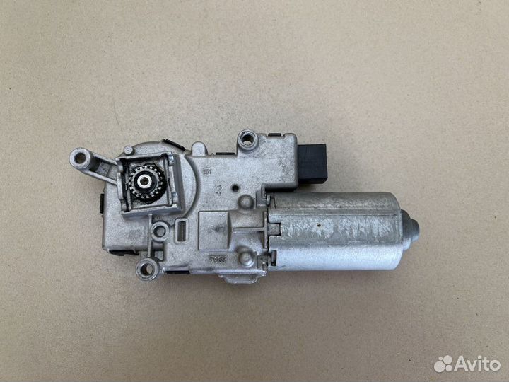 Моторчик люка BMW X5 E53