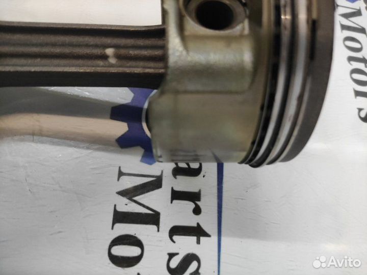 Шатун, поршень Mercedes-Benz E-Class W210 M113