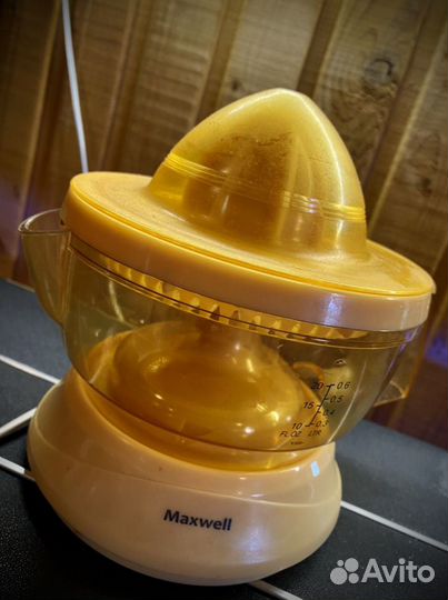 Соковыжималка Maxwell