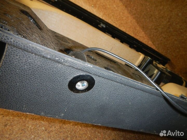 Обшивка двери передней правой, Opel (Опель) -astra