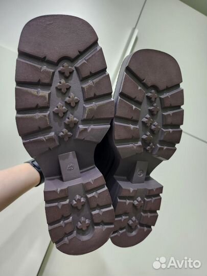 Bershka резиновые ботильоны с квадратным носом